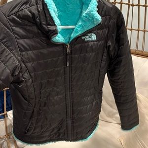 Cozy north face reversible jacket Large black with mint side